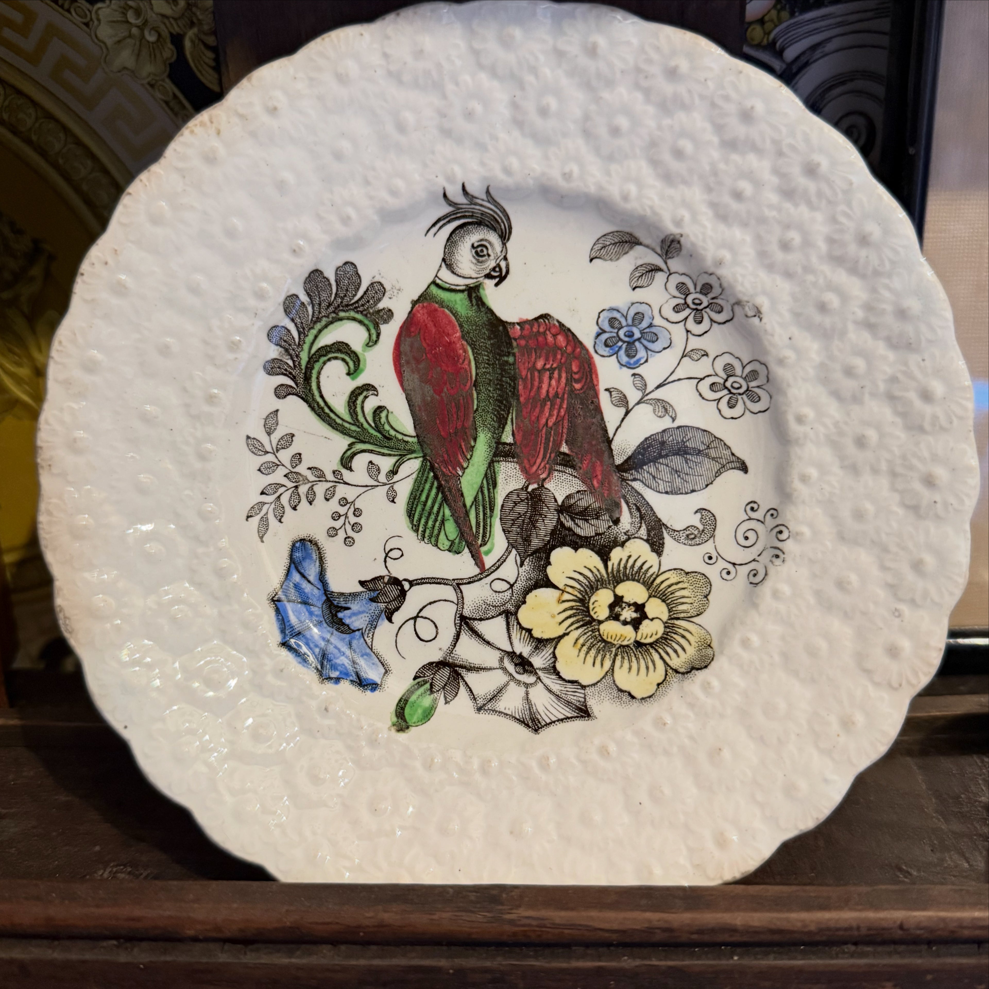 Rare early 19th century Staffordshire pearl ware parrot plate